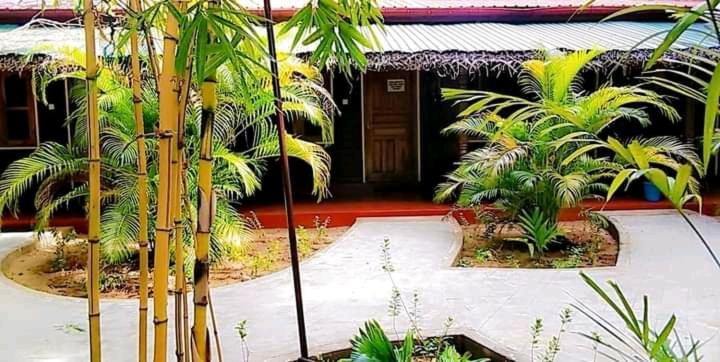 Naaval Beach Villa & Rooms Batticaloa Luaran gambar