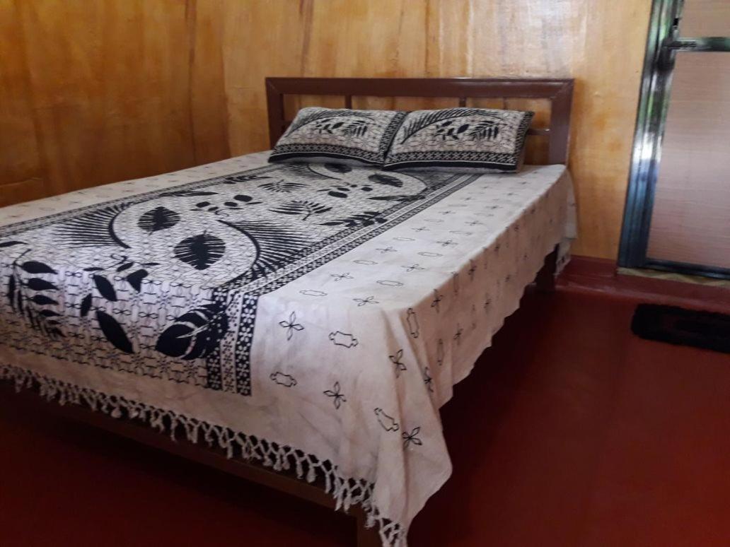 Naaval Beach Villa & Rooms Batticaloa Luaran gambar