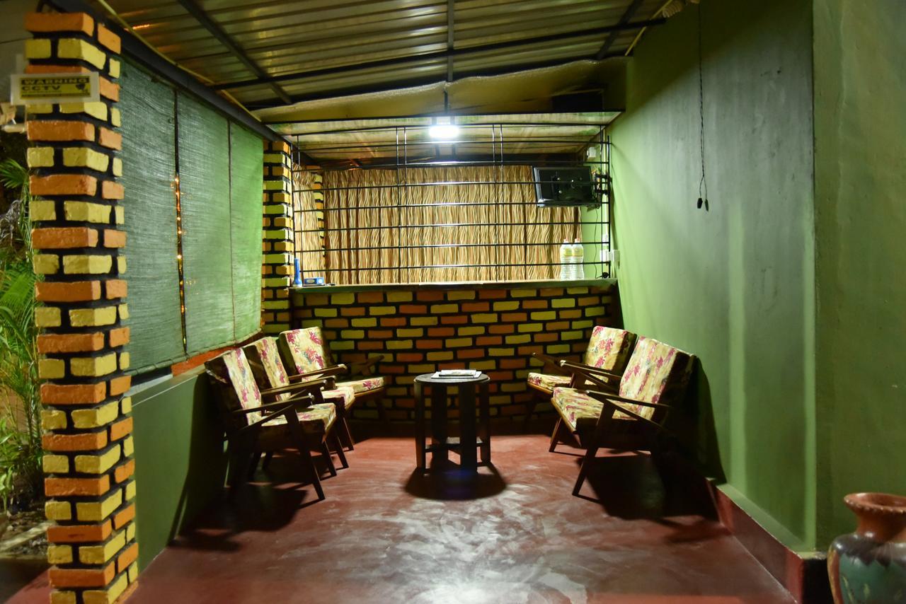 Naaval Beach Villa & Rooms Batticaloa Luaran gambar